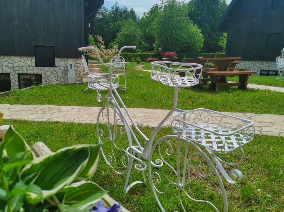 Apartment Etno Garden Plitvica selo